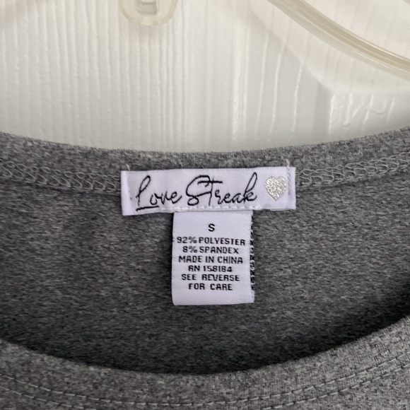 Love streak tee size small - Picture 3 of 6